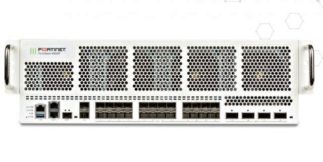 Fortinet rilascia un firewall di oltre 100 Gbps