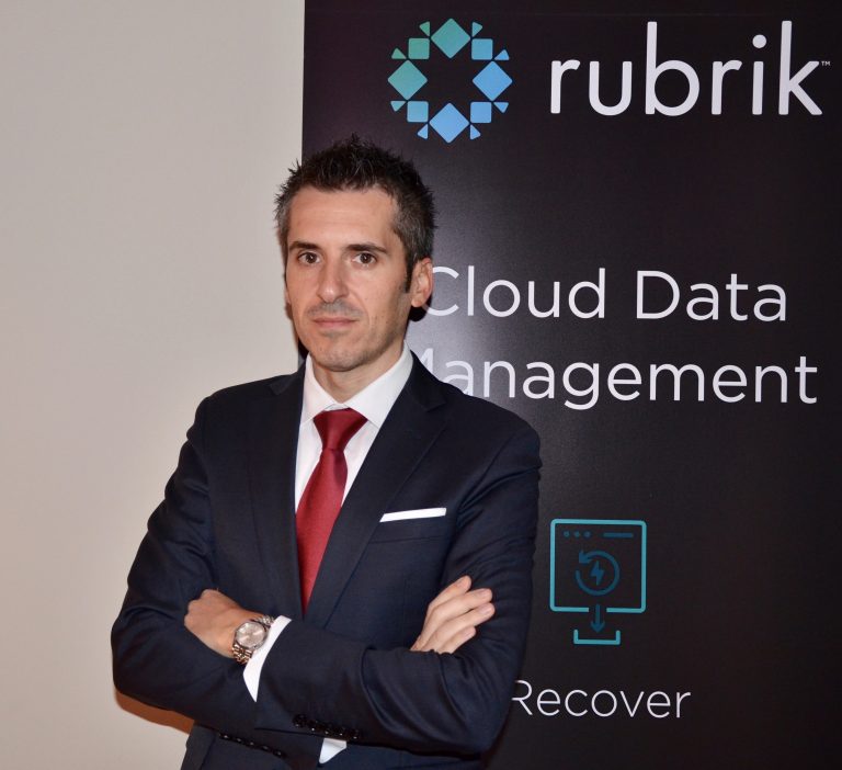 Florent Aubert responsabile in Snom della gestione di prodotto