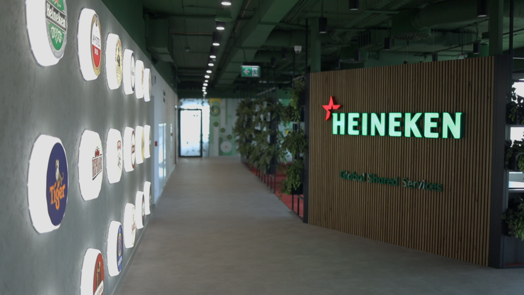 In Heineken un nuovo modello di ambiente di lavoro ibrido, Heineken: 1.500 dipendenti sperimentano un reale modello di ambiente di lavoro ibrido