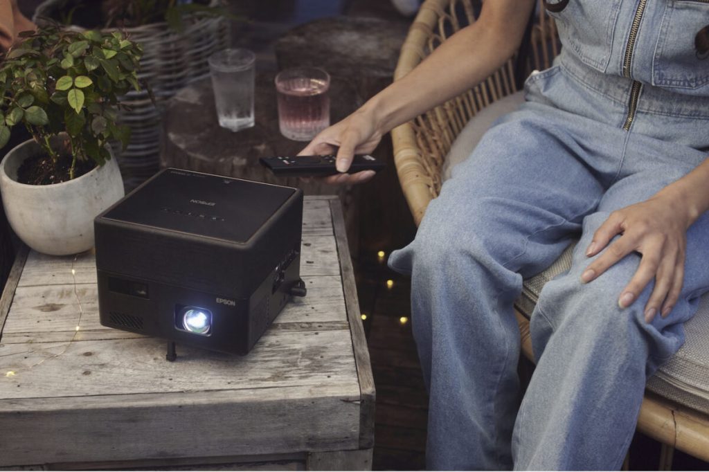 videoproiettori consumer, EpiqVision: i videoproiettori Epson che sostituiscono la TV