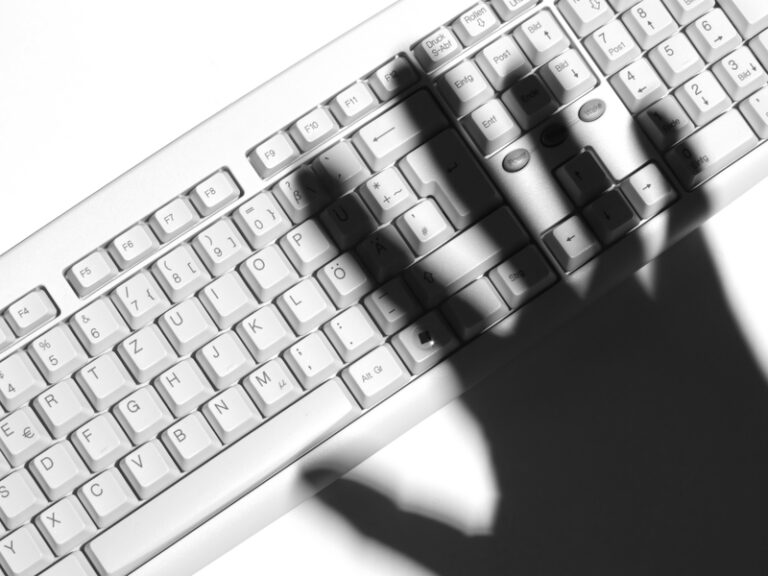 Microsoft: attacchi in aumento, ma l’IA offre nuove difese