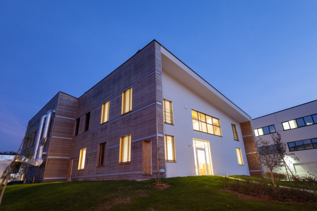 Lenovo rinnova il cloud ibrido e l'intelligenza artificiale con ThinkAgile e ThinkSystem, Lenovo rinnova il cloud ibrido e l’intelligenza artificiale con ThinkAgile e ThinkSystem