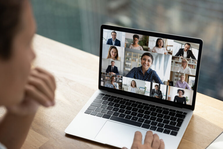 Zoom: l’AI per un lavoro più flessibile e produttivo