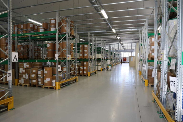Stesi Srl entra nel mondo degli estratti naturali fornendo il WMS di Silwa a Nutraceutica. Digitalizzazione, internazionalizzazione e Zero carta per un’azienda-modello da emulare.