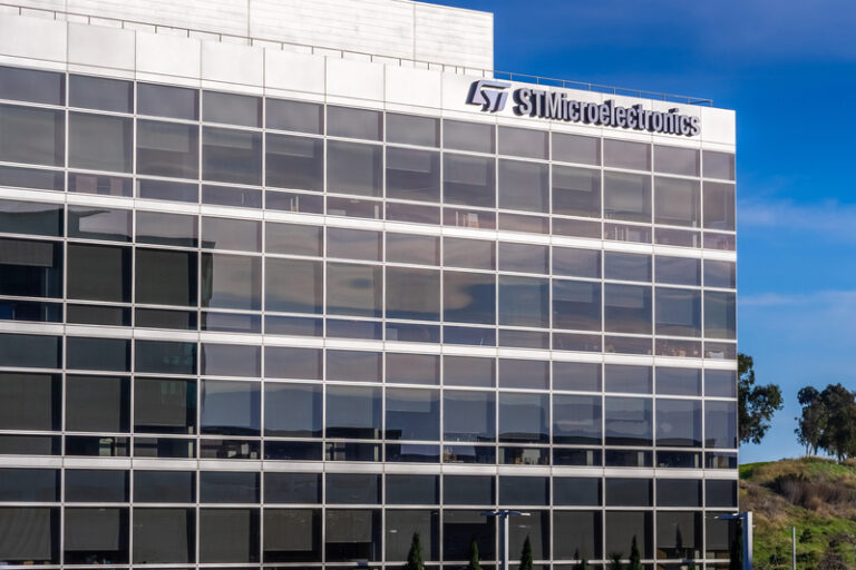 STM32 e Qualcomm: nuove soluzioni IoT potenziate dall'AI
